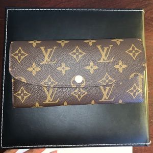 Louis Vuitton Emilie Wallet